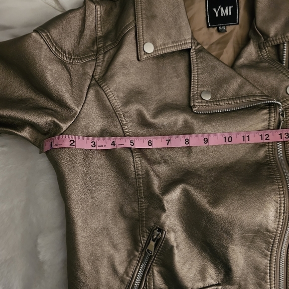 GOLD FAUX JACKET - Picture 5 of 7